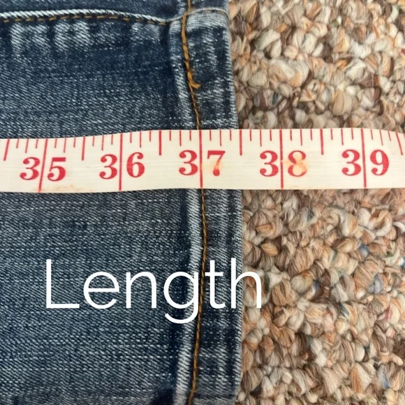 Kancan Women’s Medium Wash Distressed Mid Rise Straight Jeans Size 9 - Picture 6 of 9